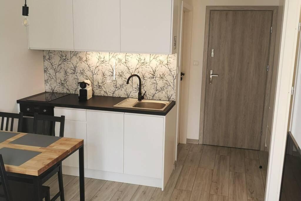 The Yellow Apartment Гданськ Екстер'єр фото